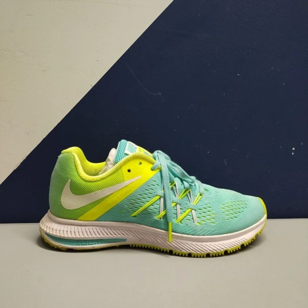 Nike Zoom Winflo 3 Sneakers Women US 7 Multi Athletic Lace Up Running 831562-300